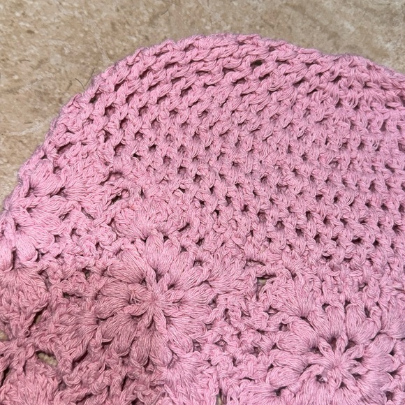 Hand Woven Hollowed-Out hat Stylish and Charming Flower Beanie - Picture 7 of 7